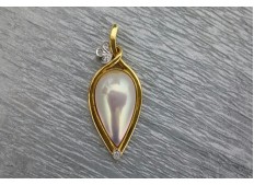 Diamond Pearl Pendant